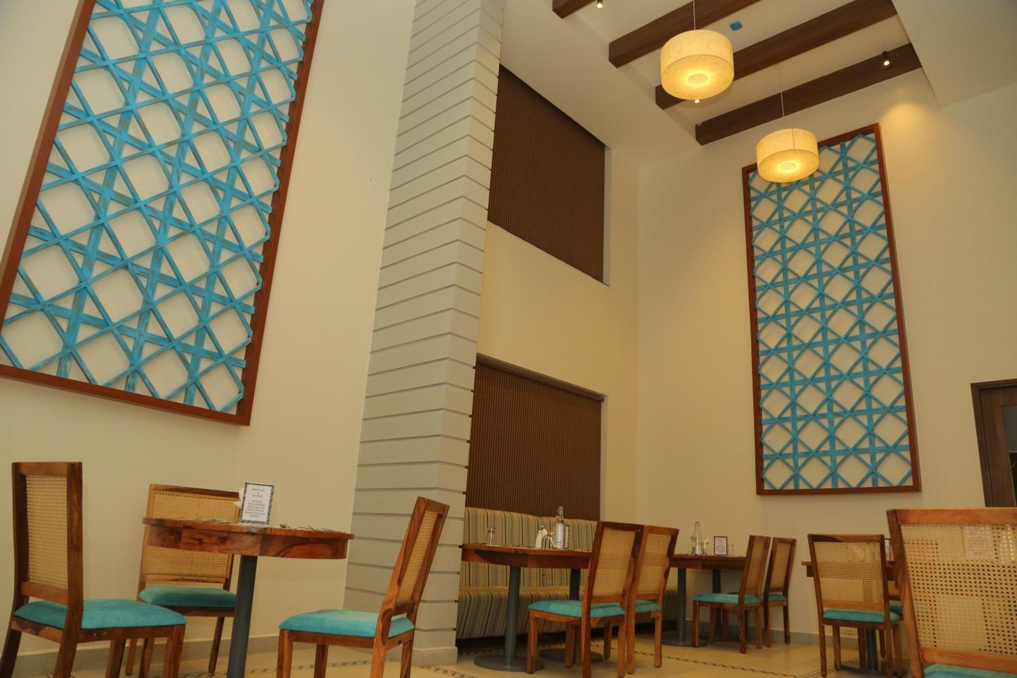 Misty Ocean - A Bergamont Group Of Hotel Kuilapalayam Экстерьер фото